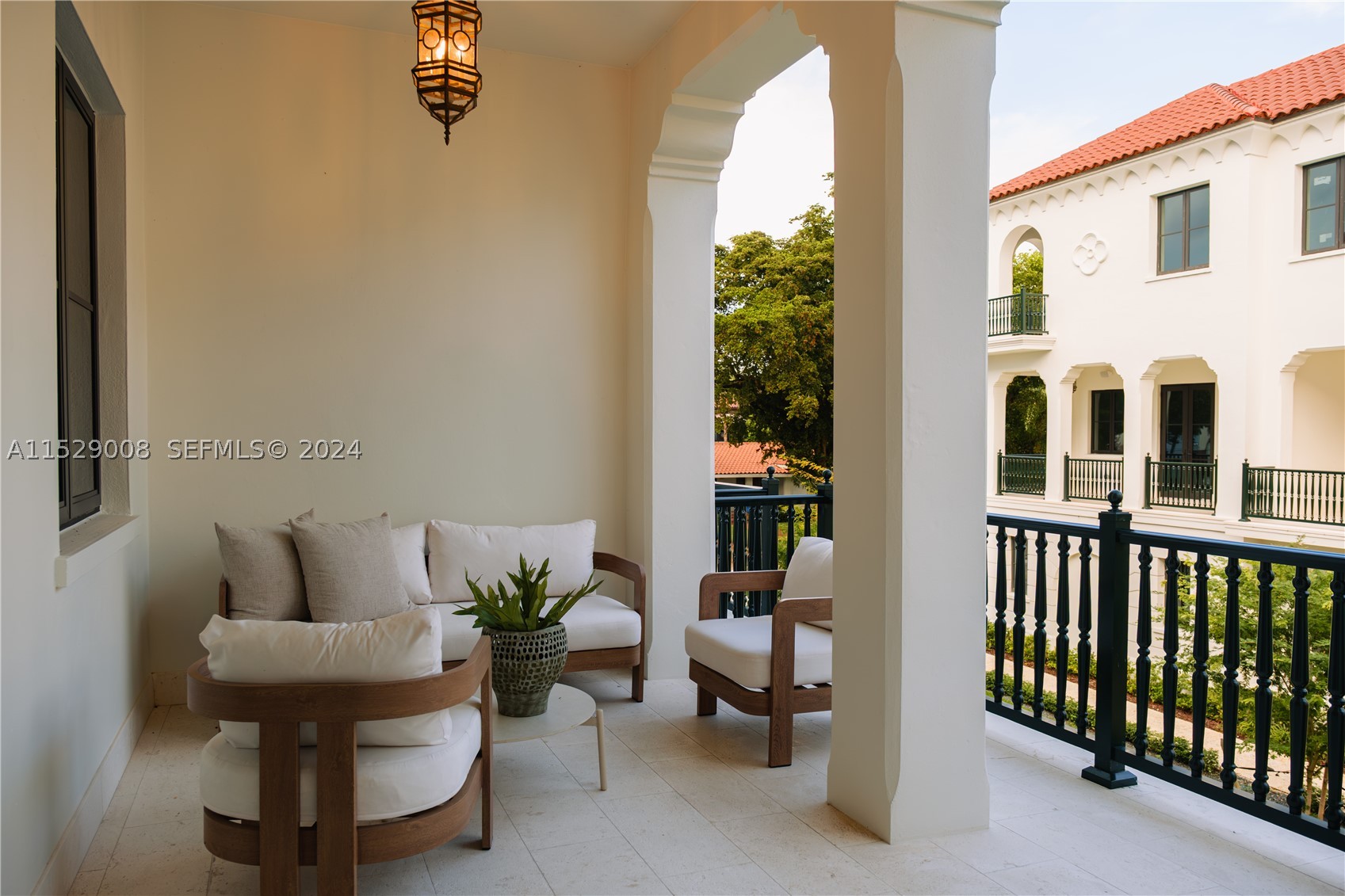 504 Malaga Ave #T8 Coral Gables, FL 33134