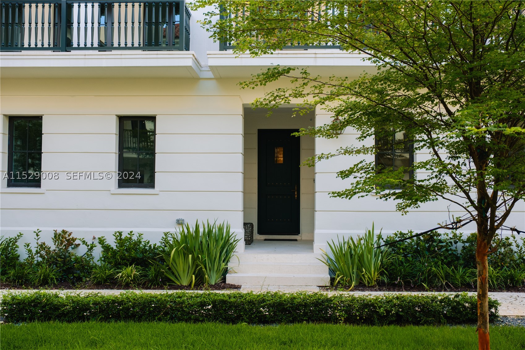 504 Malaga Ave #T8 Coral Gables, FL 33134