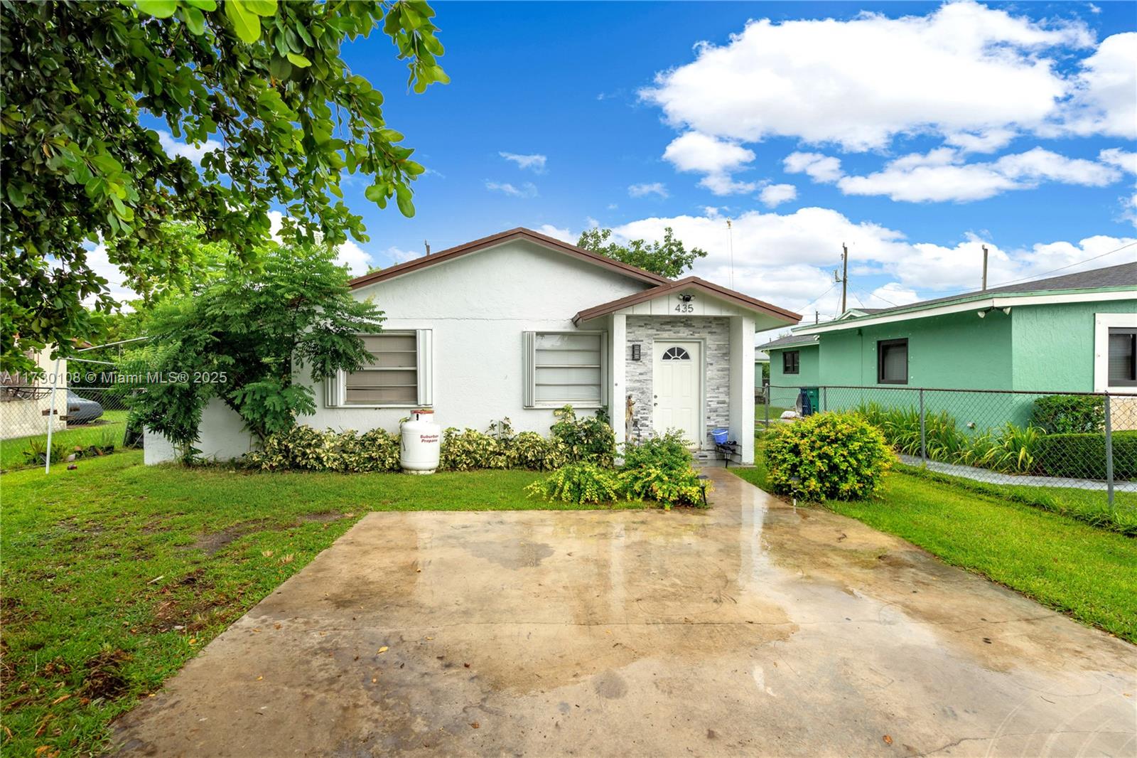 435 NW 15th St
