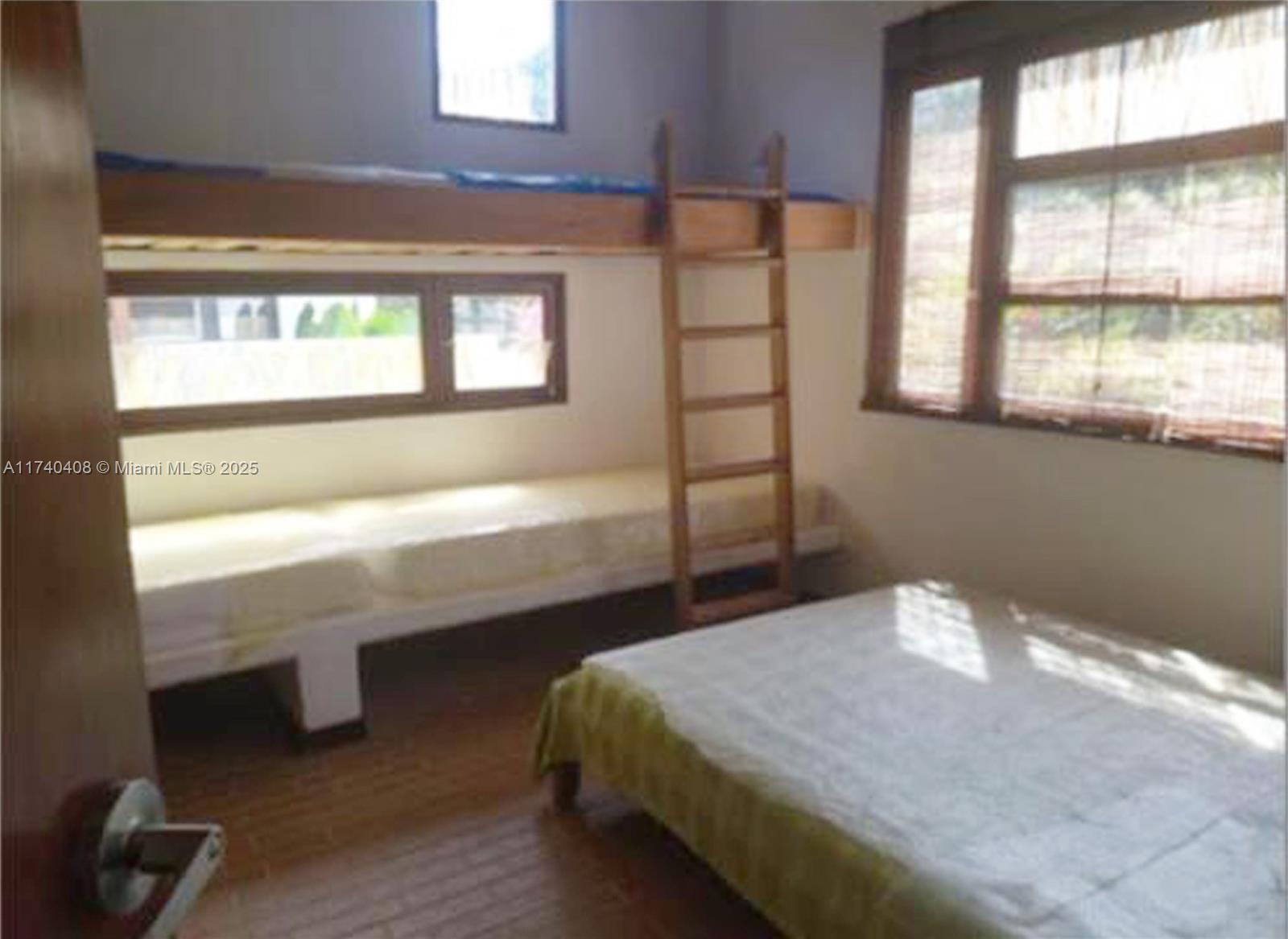 1000 NE Barbosa Berrio ,, FL 23987