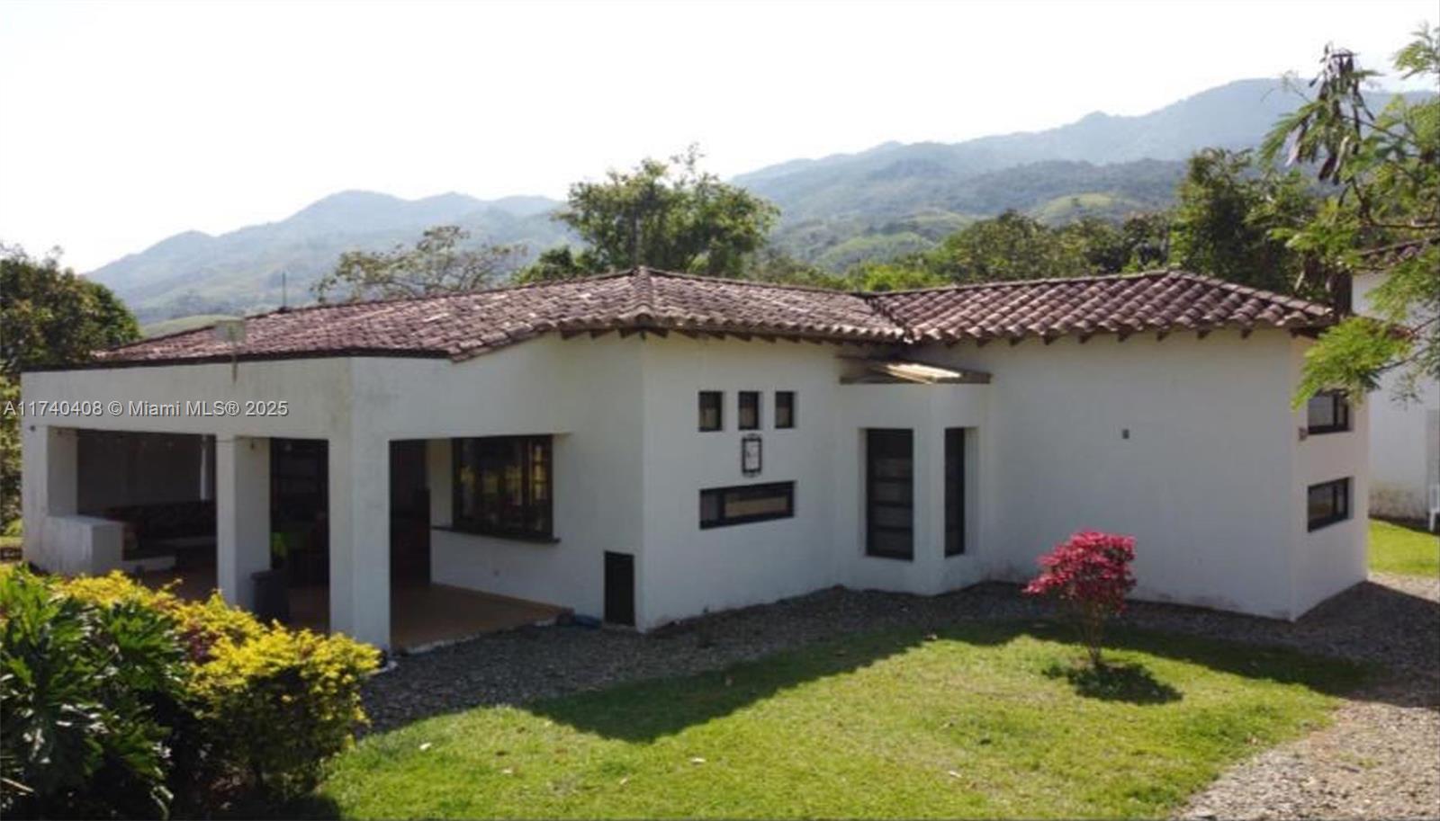 1000 NE Barbosa Berrio ,, FL 23987