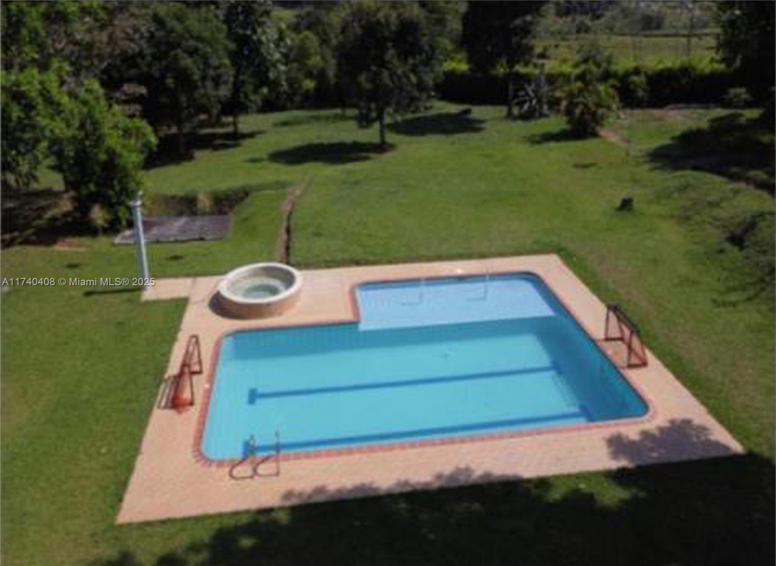 1000 NE Barbosa Berrio ,, FL 23987