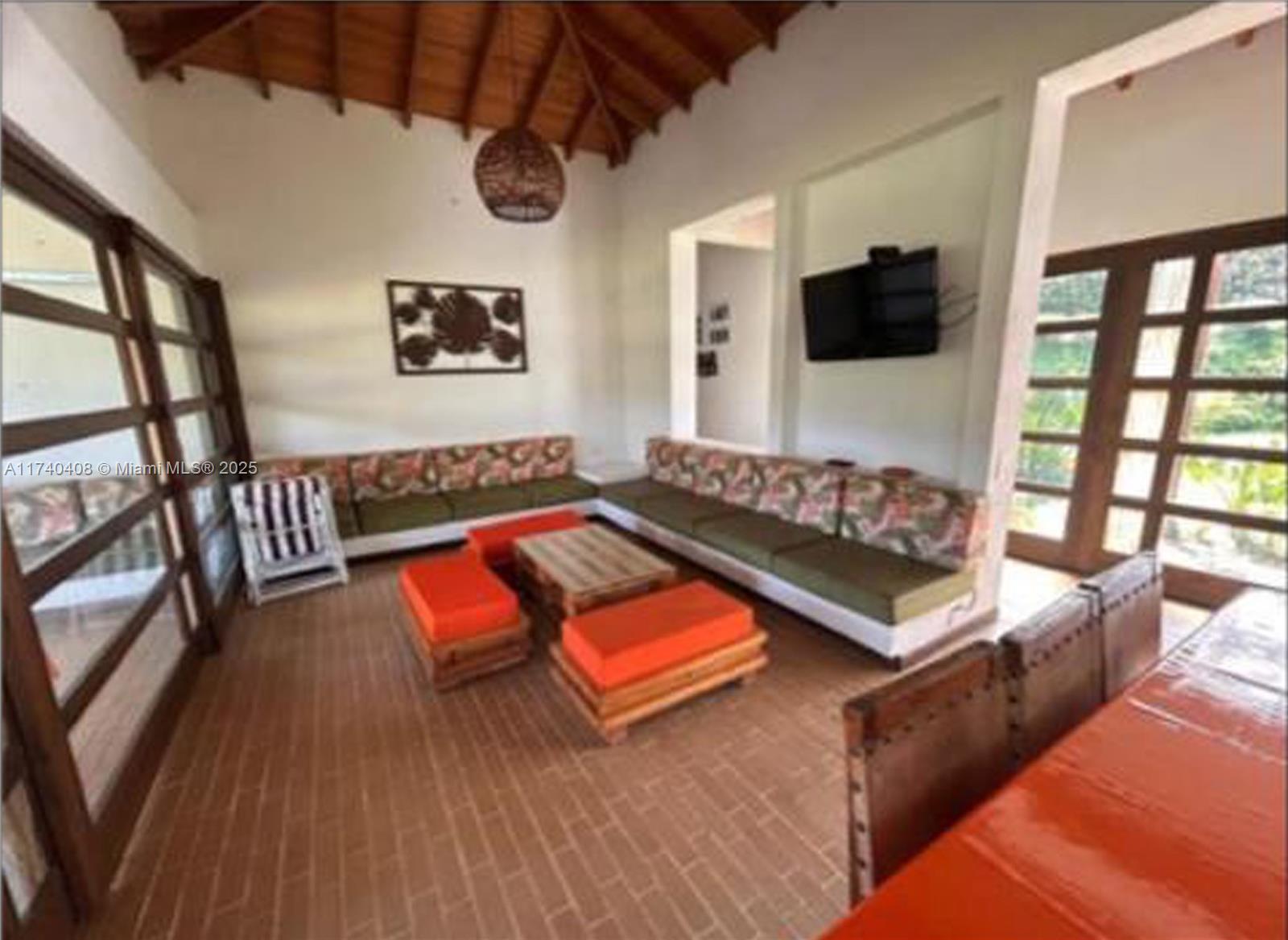 1000 NE Barbosa Berrio ,, FL 23987