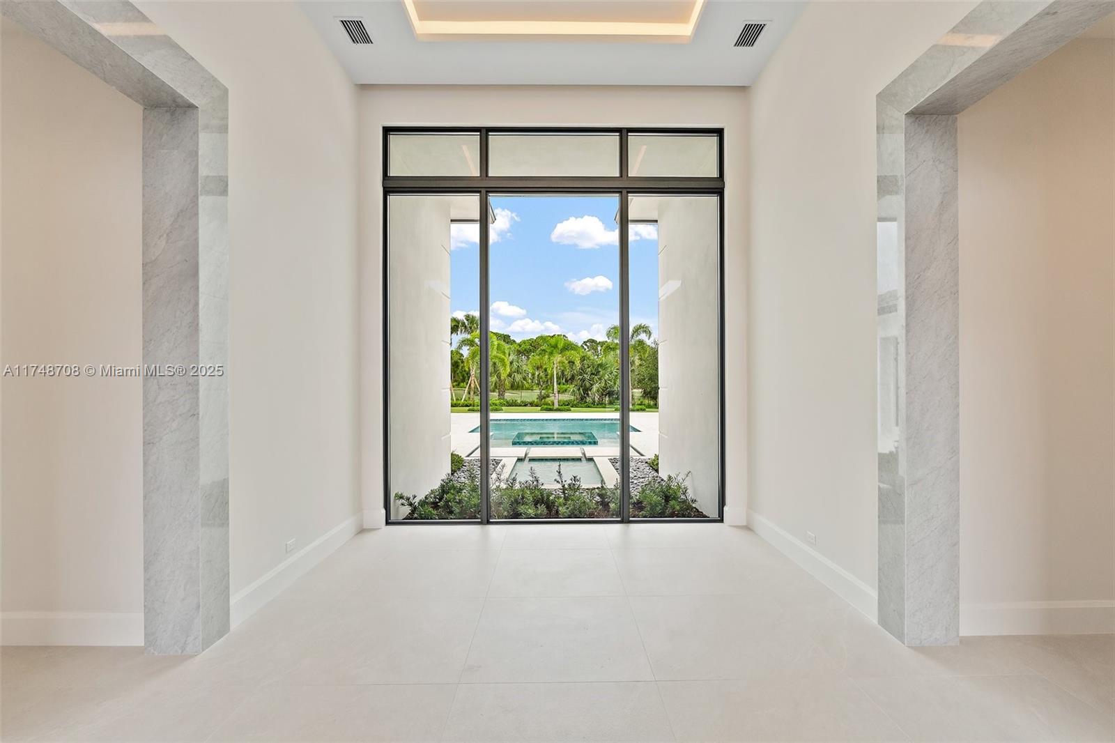 226 Bears Clb Dr Jupiter, FL 33477