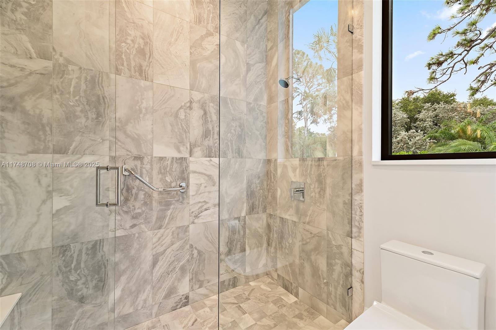 226 Bears Clb Dr Jupiter, FL 33477