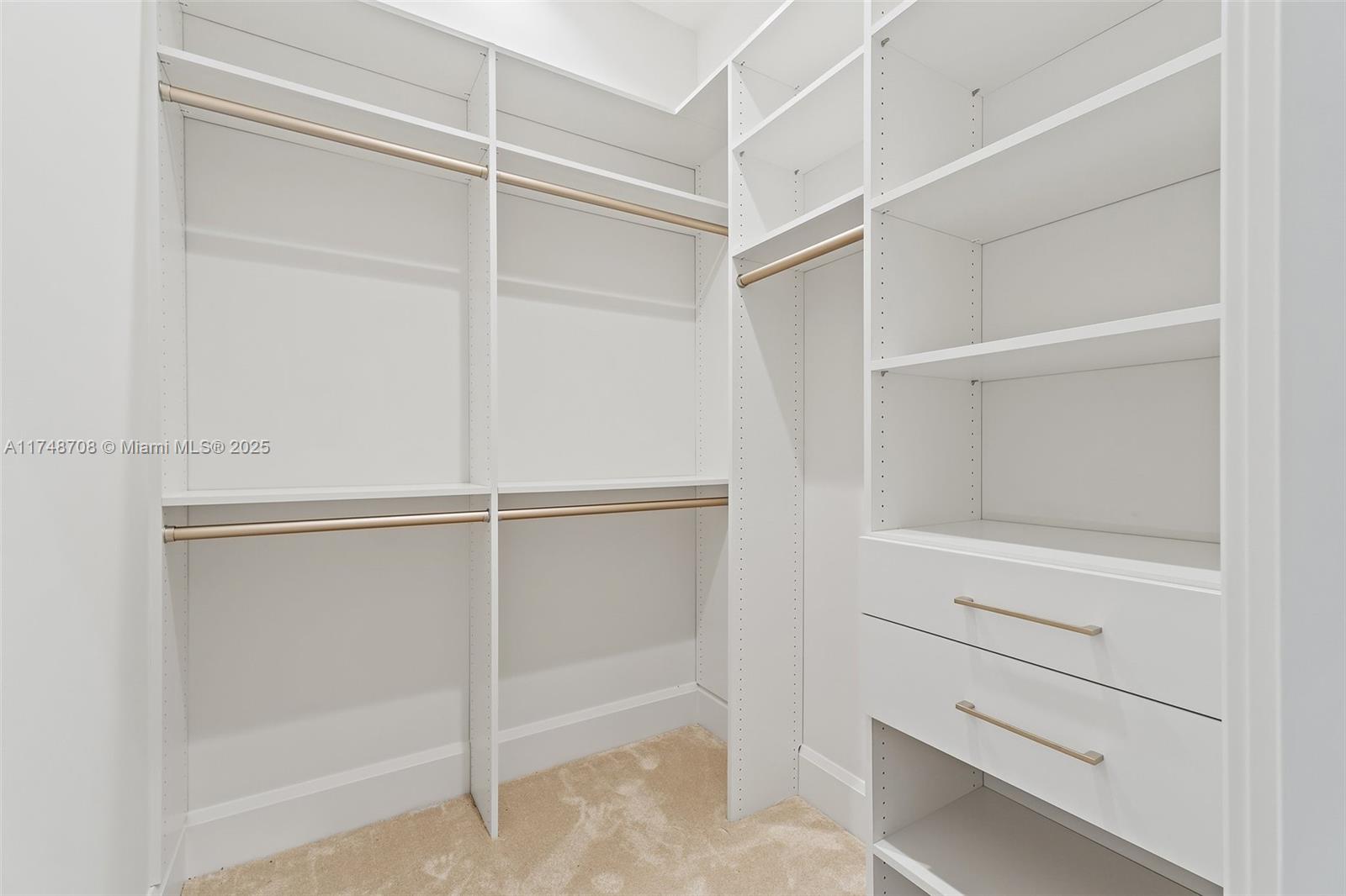 226 Bears Clb Dr Jupiter, FL 33477