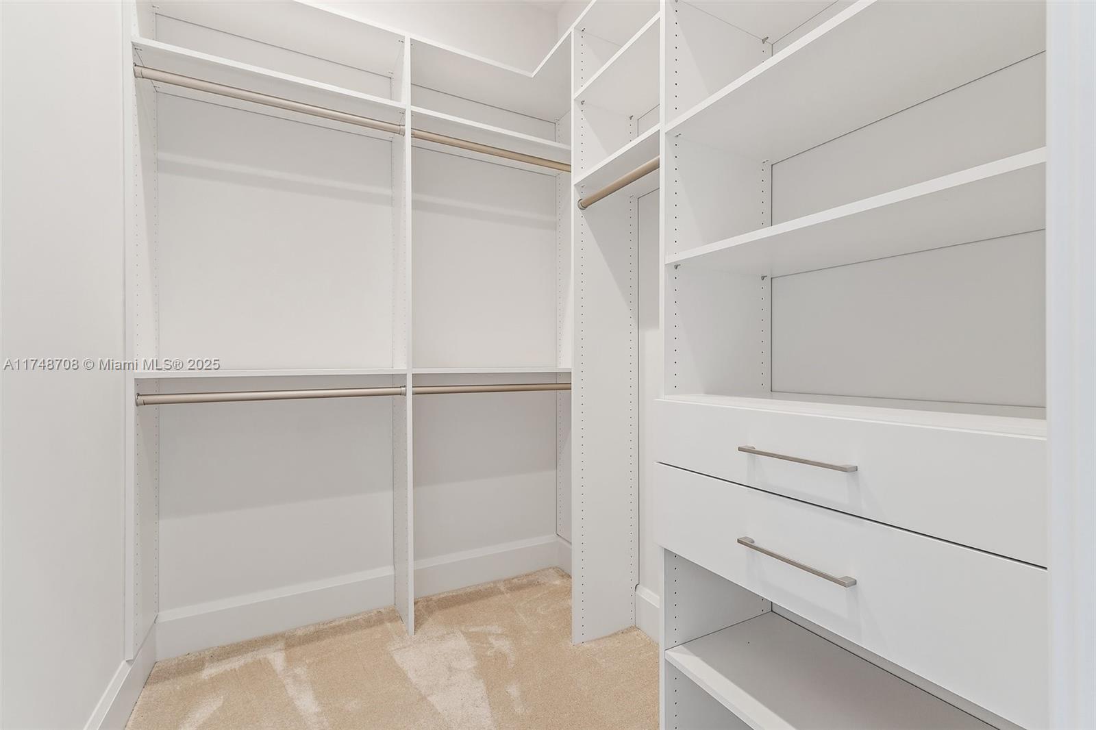 226 Bears Clb Dr Jupiter, FL 33477