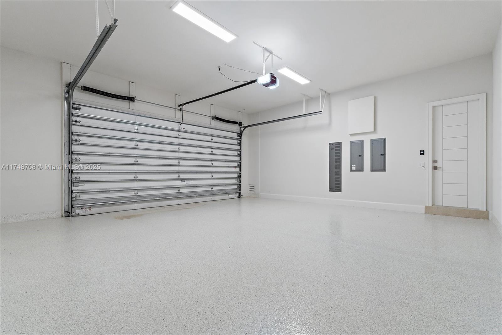 226 Bears Clb Dr Jupiter, FL 33477