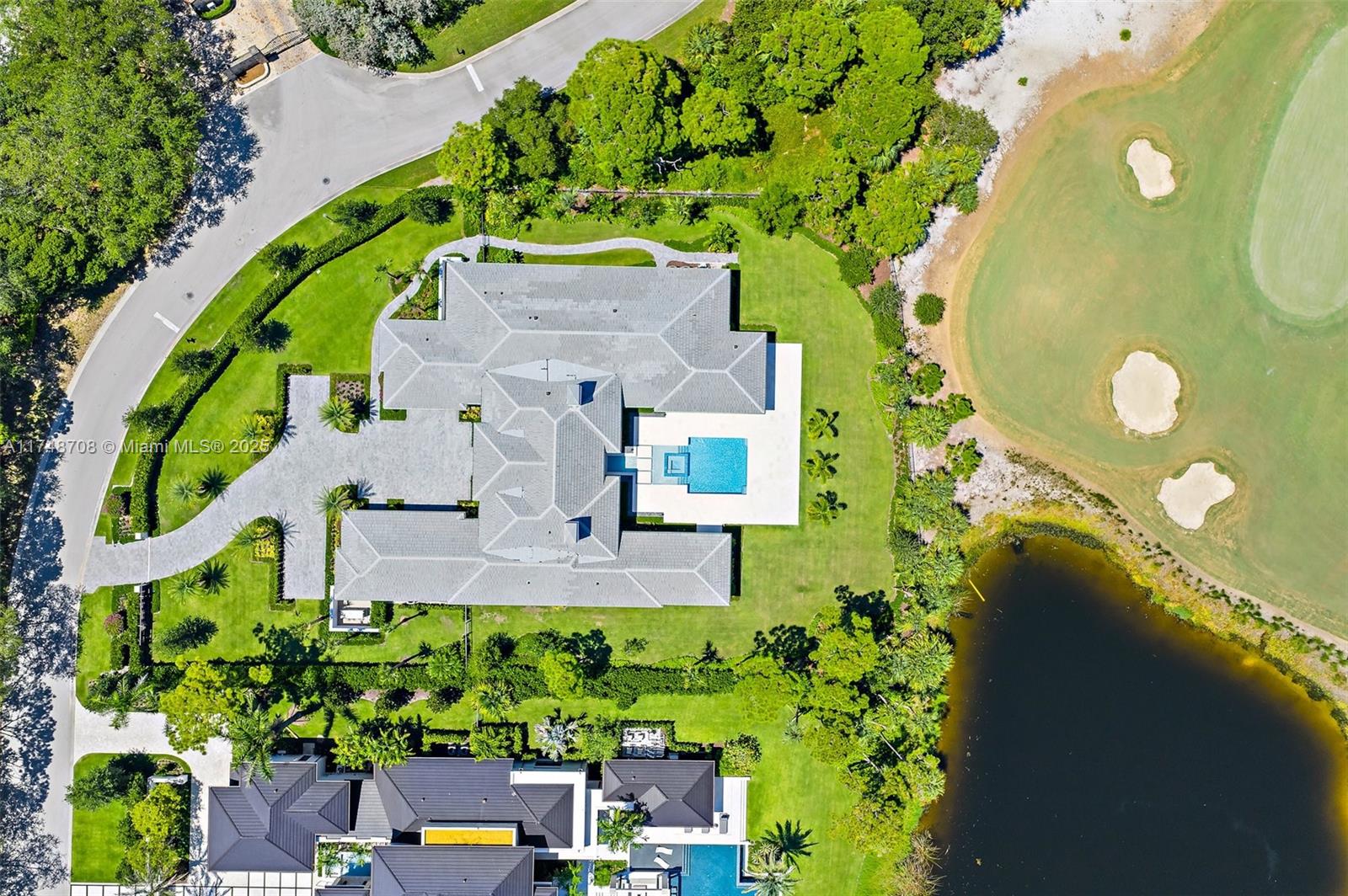 226 Bears Clb Dr Jupiter, FL 33477