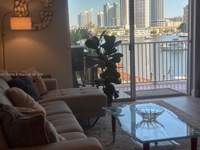 image Park Layne Towers Condo35