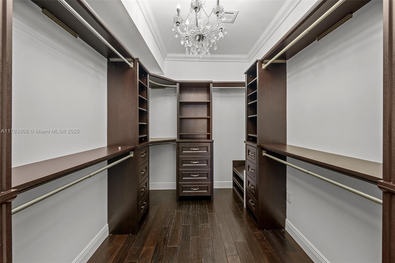 146 NE 47th St Miami, FL 33137