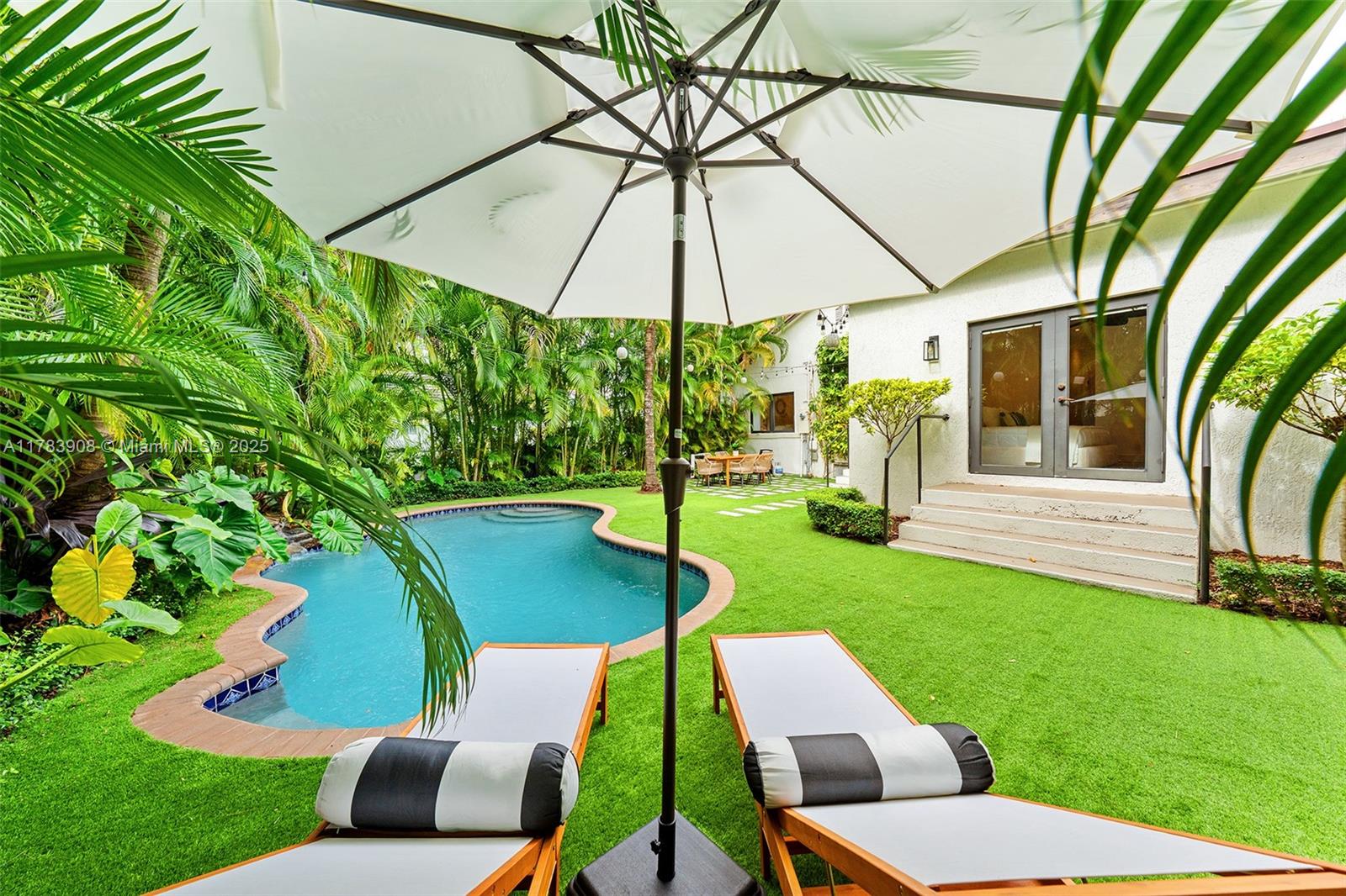 146 NE 47th St Miami, FL 33137