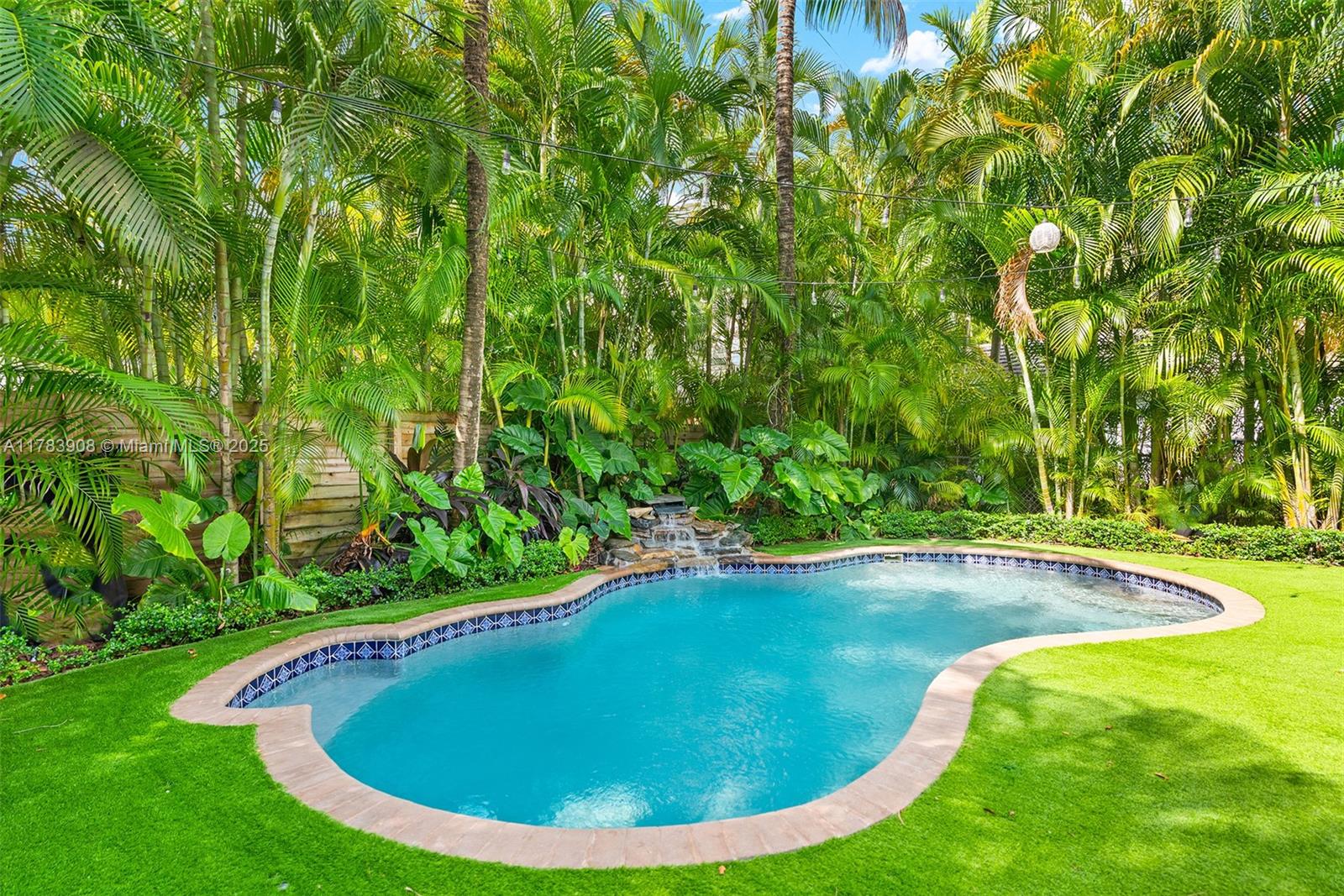 146 NE 47th St Miami, FL 33137