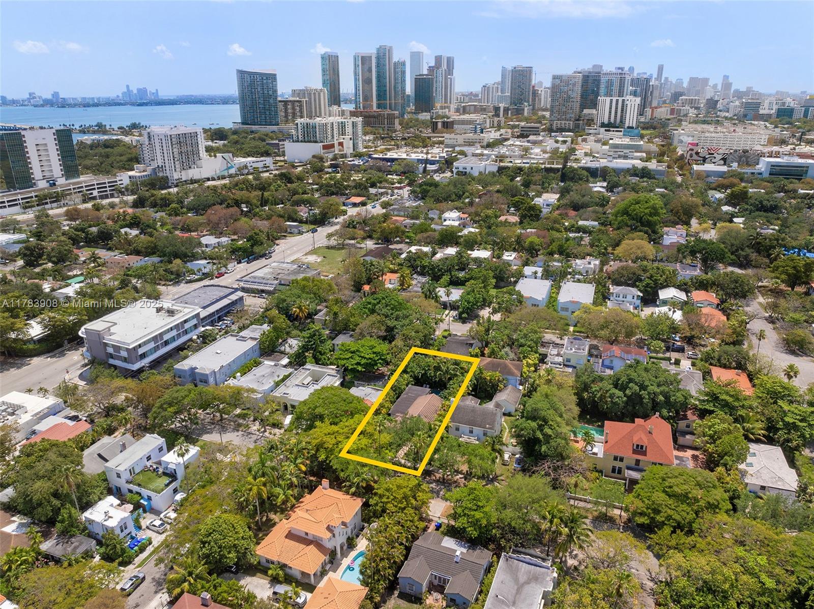 146 NE 47th St Miami, FL 33137