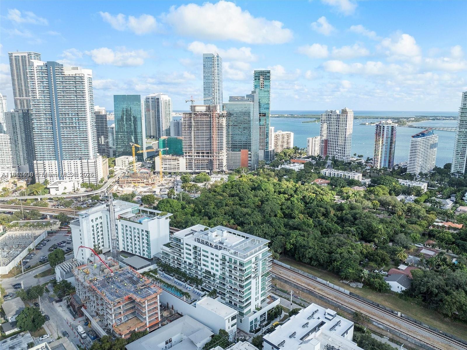 image Le Parc At Brickell15