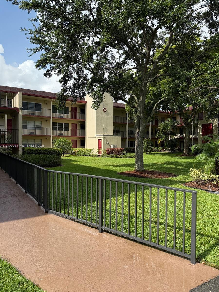 13300 SW 1st St #109O