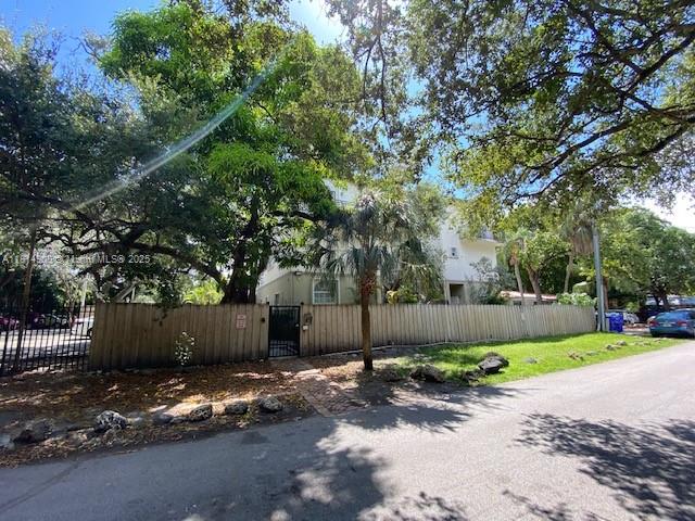 2850 Coconut Ave #7,Miami, FL 33133