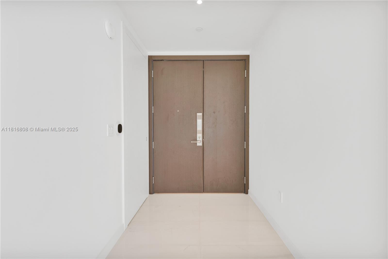 image Aston Martin Residences16