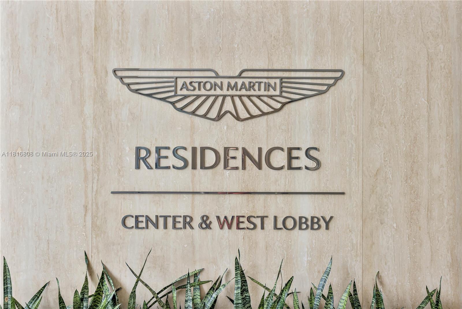 image Aston Martin Residences33