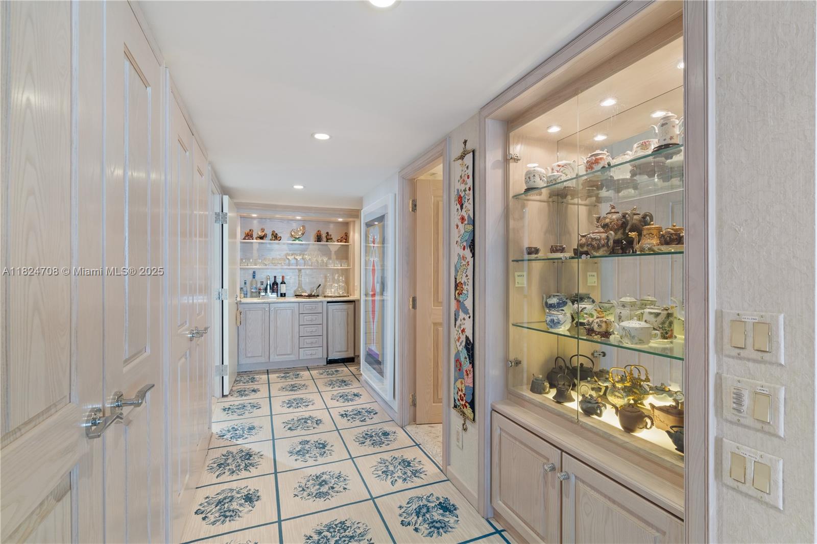 2200 S Ocean Ln #1501-1503 Fort Lauderdale, FL 33316