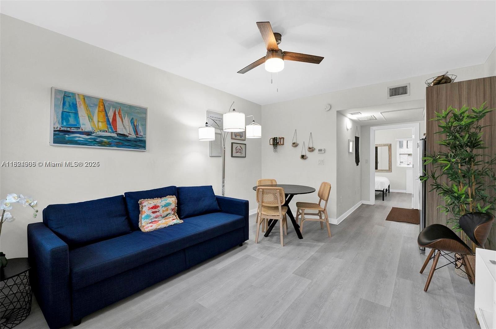 740 Meridian Ave #25