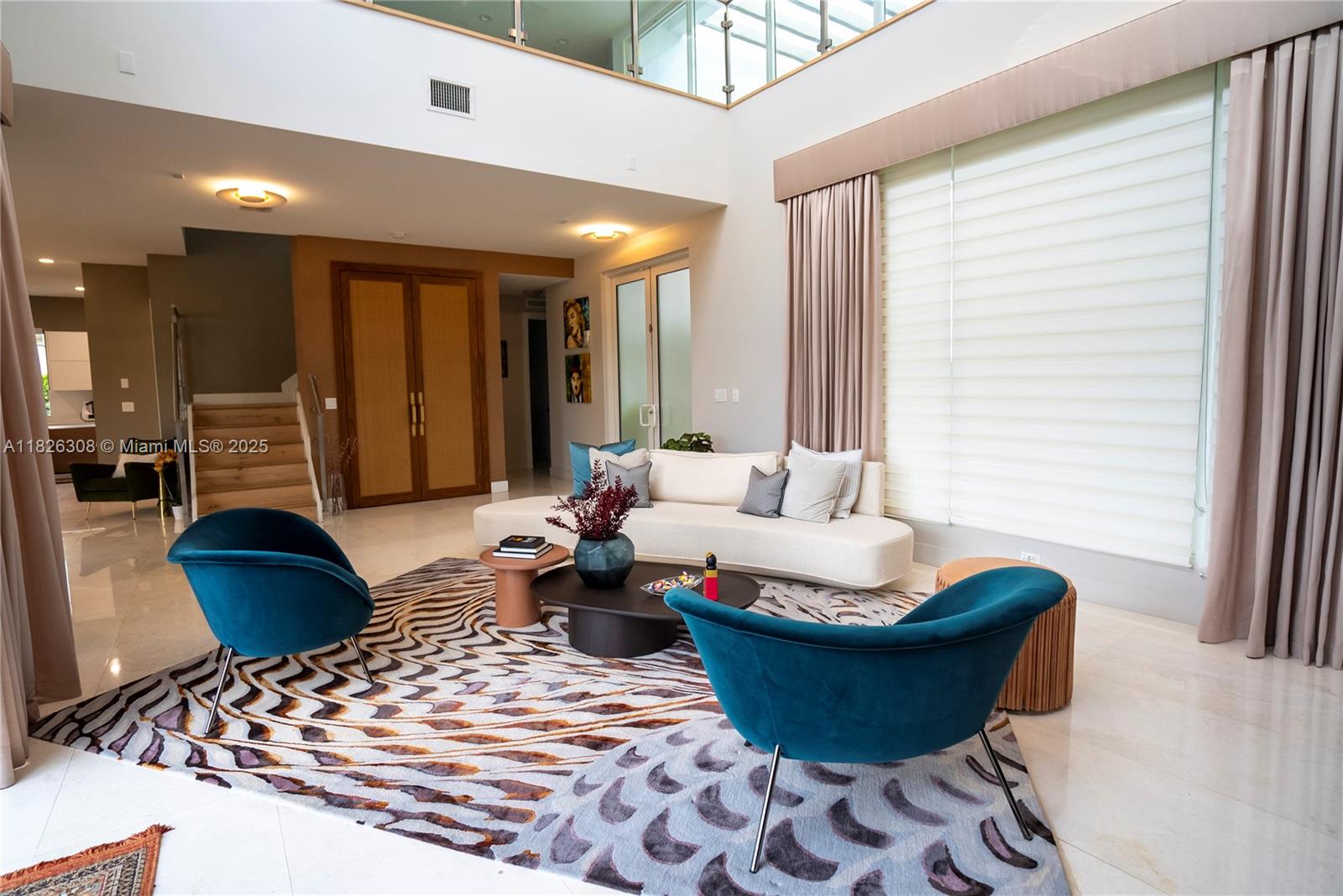 10272 NW 75th Ter Doral, FL 33178