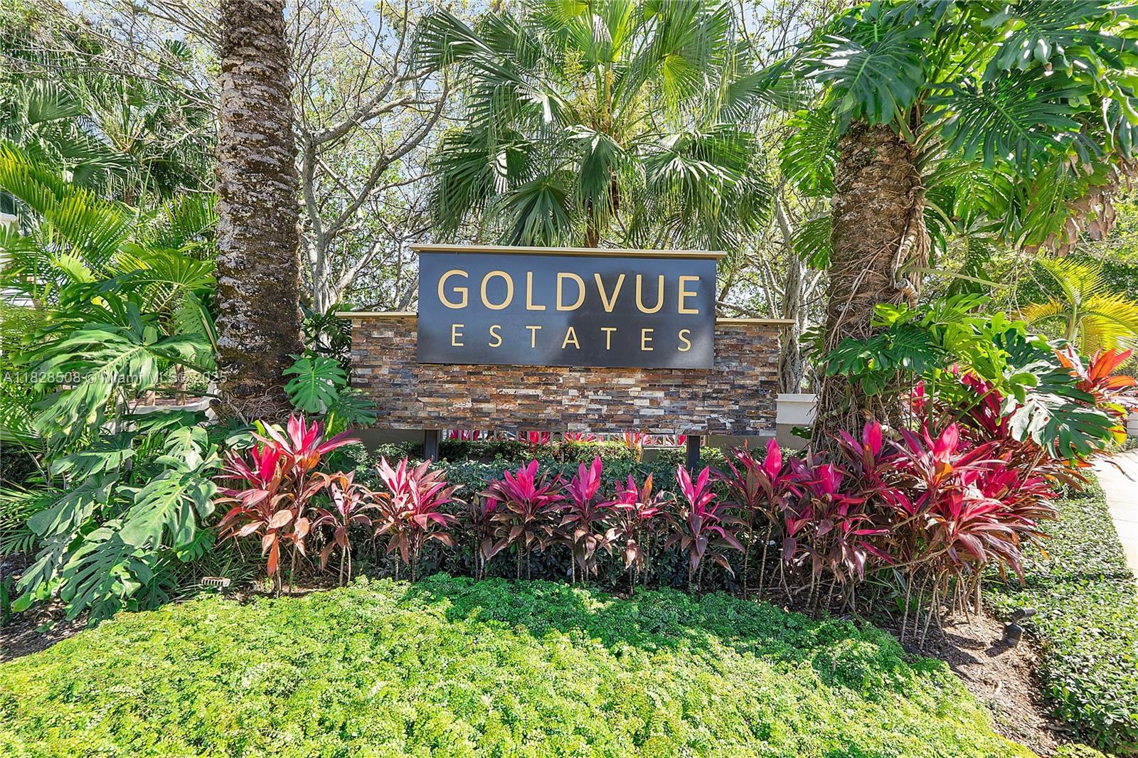 9457 NW 47th Ter
