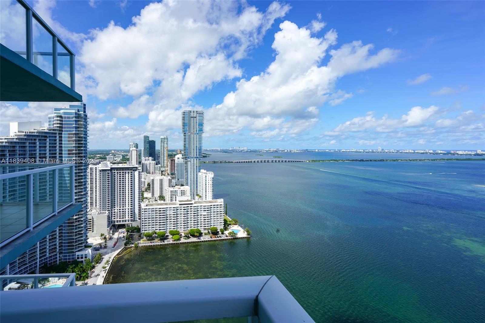 1900 N Bayshore Dr #3902