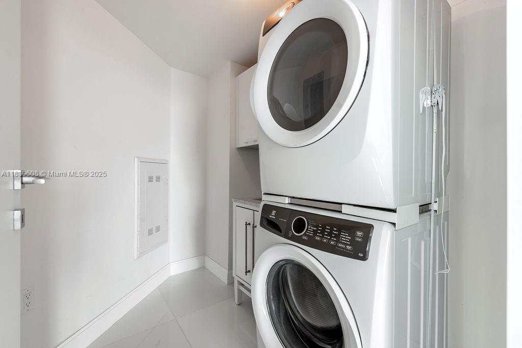 image Parque Towers Condo26