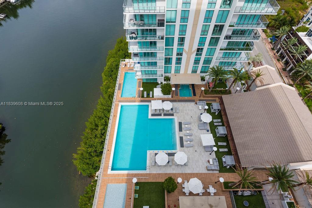 image Parque Towers Condo30