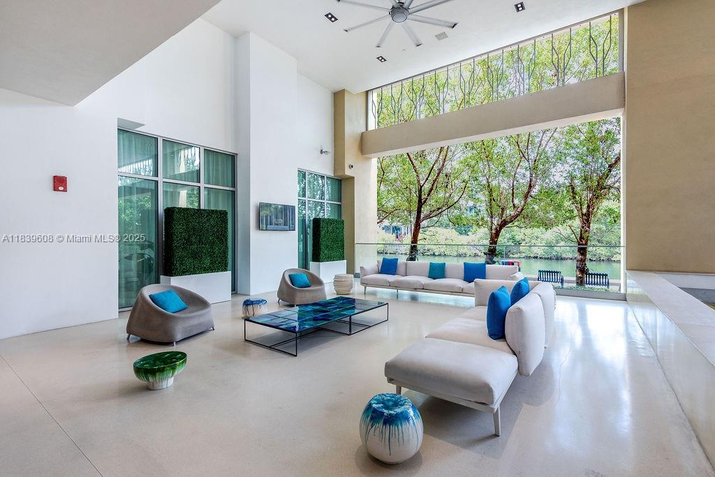 image Parque Towers Condo31