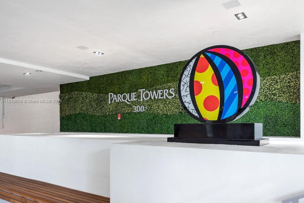 image Parque Towers Condo32