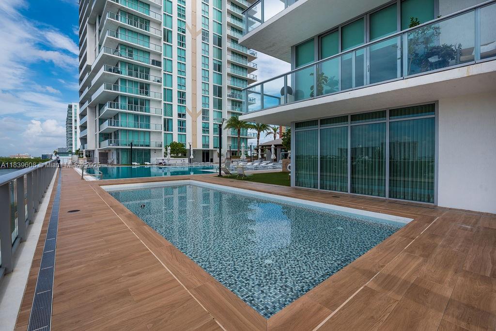 image Parque Towers Condo40
