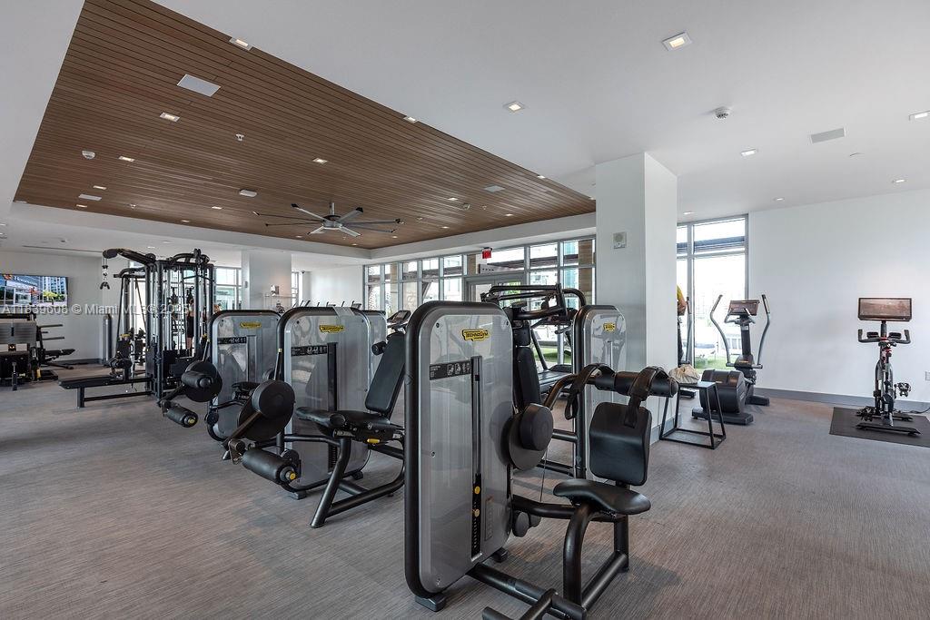 image Parque Towers Condo42