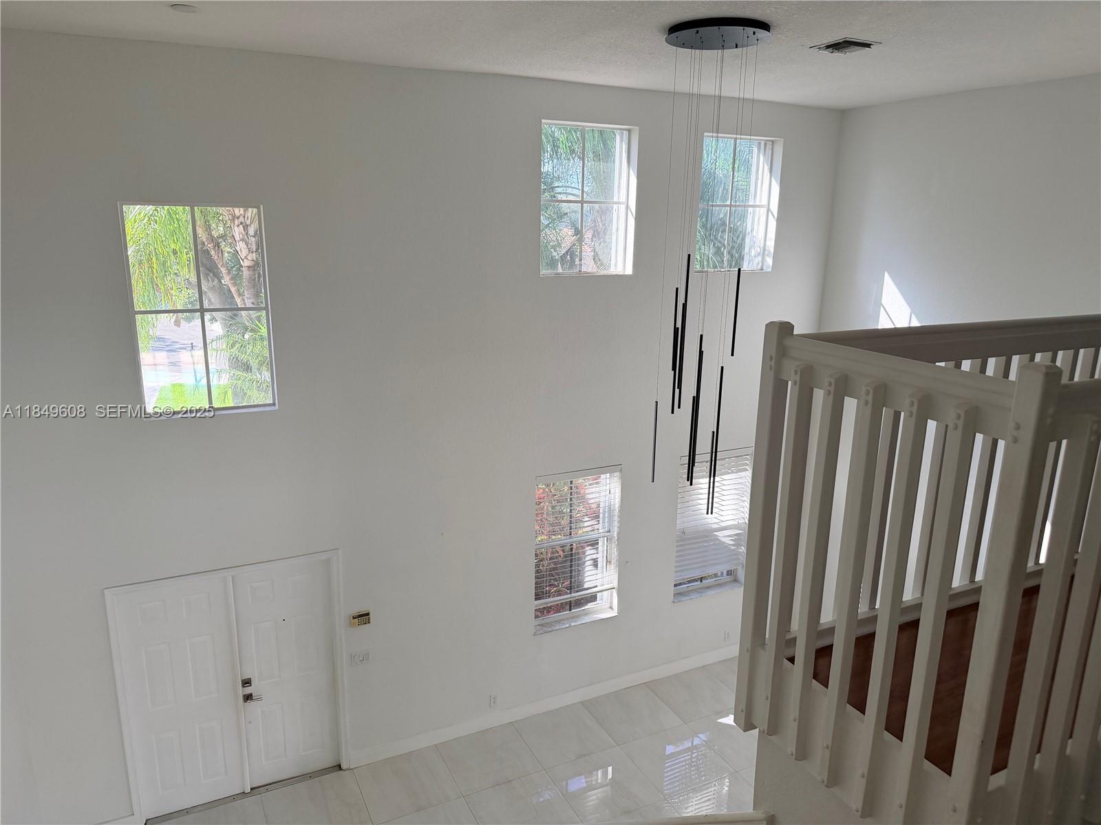 1570 Elm Grv Rd Weston, FL 33327