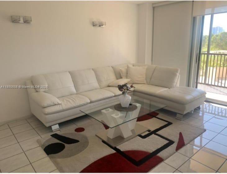 20379 W Country Clb Dr #437