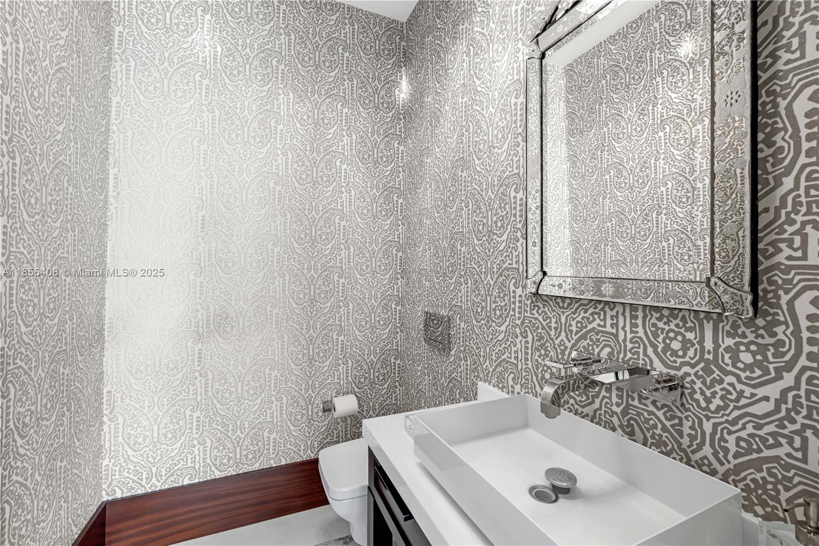 401 Arvida Pkwy #. Coral Gables, FL 33156 401 Arvida Pkwy #. Coral Gables, FL 33156