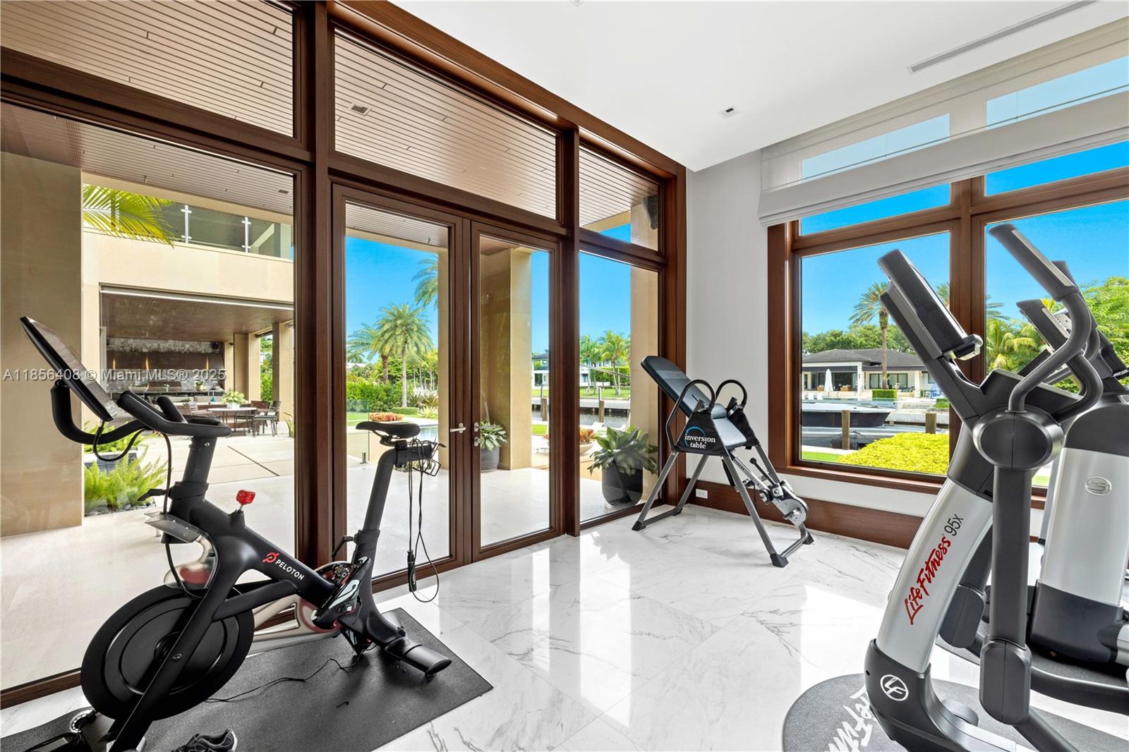 401 Arvida Pkwy #. Coral Gables, FL 33156 401 Arvida Pkwy #. Coral Gables, FL 33156