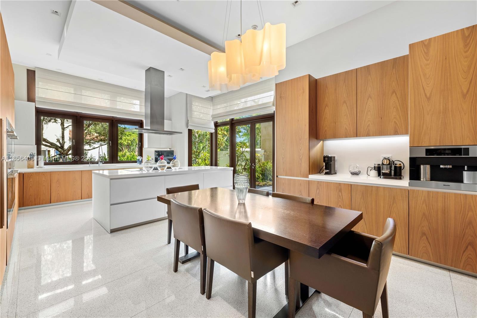 401 Arvida Pkwy #. Coral Gables, FL 33156 401 Arvida Pkwy #. Coral Gables, FL 33156