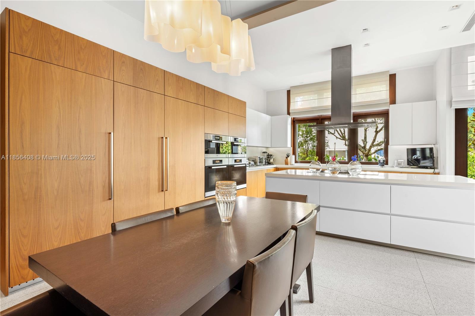 401 Arvida Pkwy #. Coral Gables, FL 33156 401 Arvida Pkwy #. Coral Gables, FL 33156