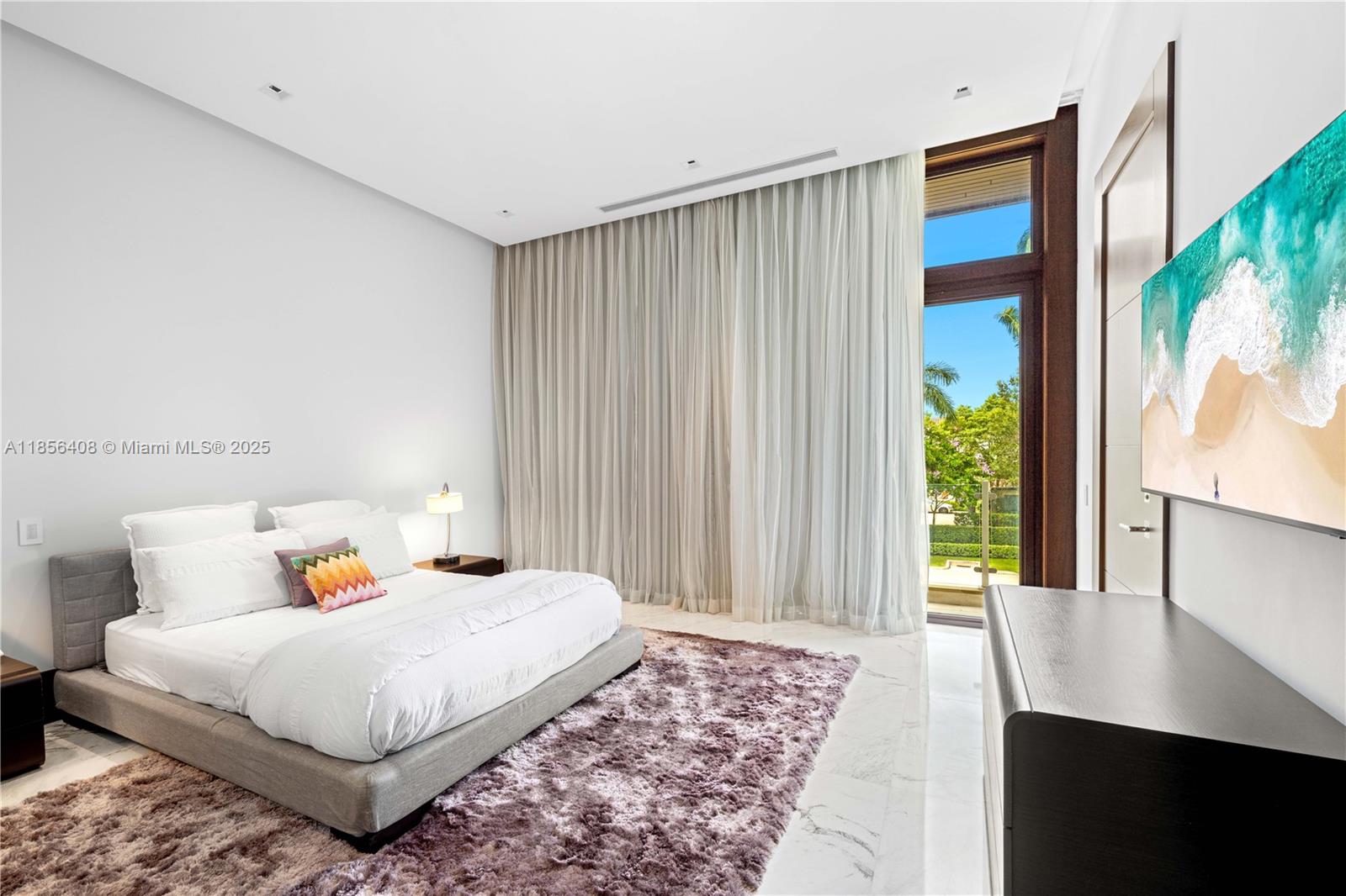 401 Arvida Pkwy #. Coral Gables, FL 33156 401 Arvida Pkwy #. Coral Gables, FL 33156