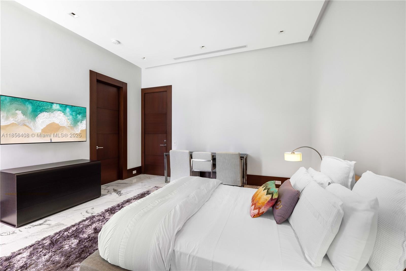 401 Arvida Pkwy #. Coral Gables, FL 33156 401 Arvida Pkwy #. Coral Gables, FL 33156