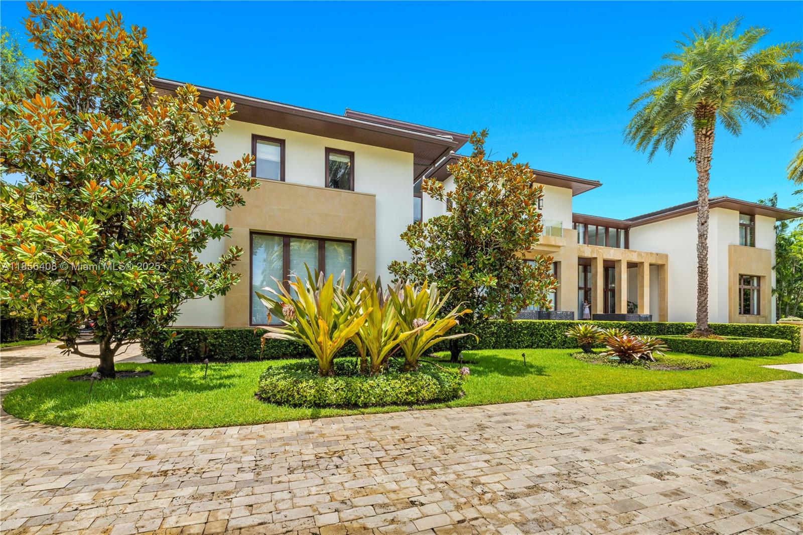 401 Arvida Pkwy #. Coral Gables, FL 33156 401 Arvida Pkwy #. Coral Gables, FL 33156
