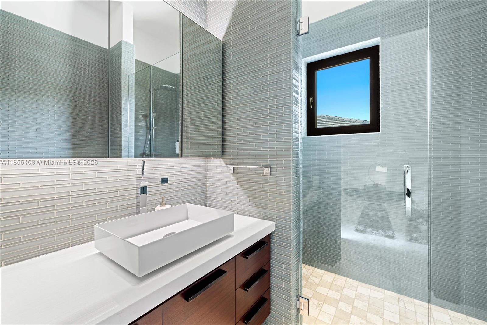 401 Arvida Pkwy #. Coral Gables, FL 33156 401 Arvida Pkwy #. Coral Gables, FL 33156