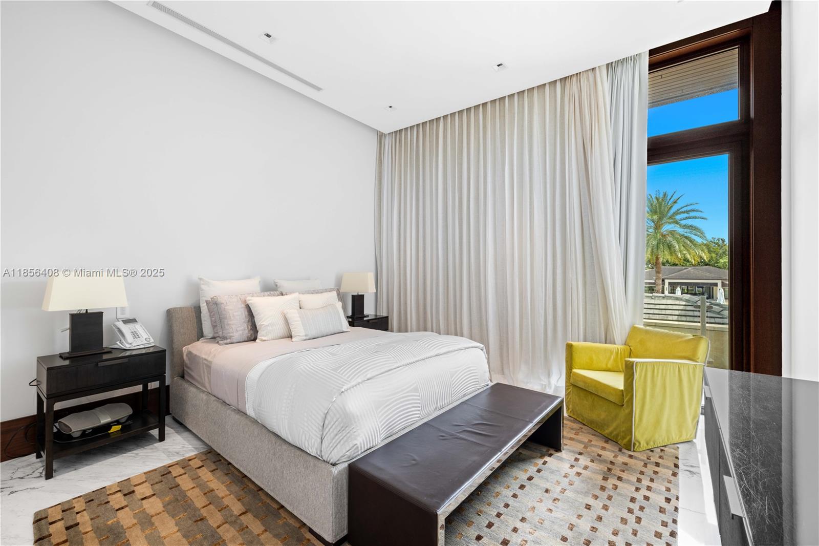 401 Arvida Pkwy #. Coral Gables, FL 33156 401 Arvida Pkwy #. Coral Gables, FL 33156