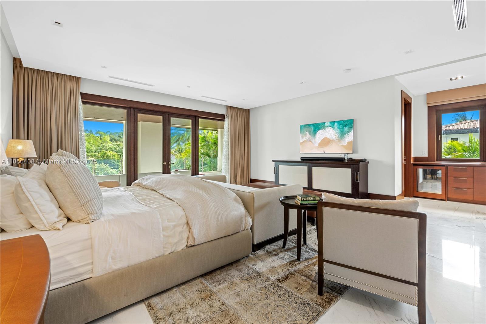 401 Arvida Pkwy #. Coral Gables, FL 33156 401 Arvida Pkwy #. Coral Gables, FL 33156