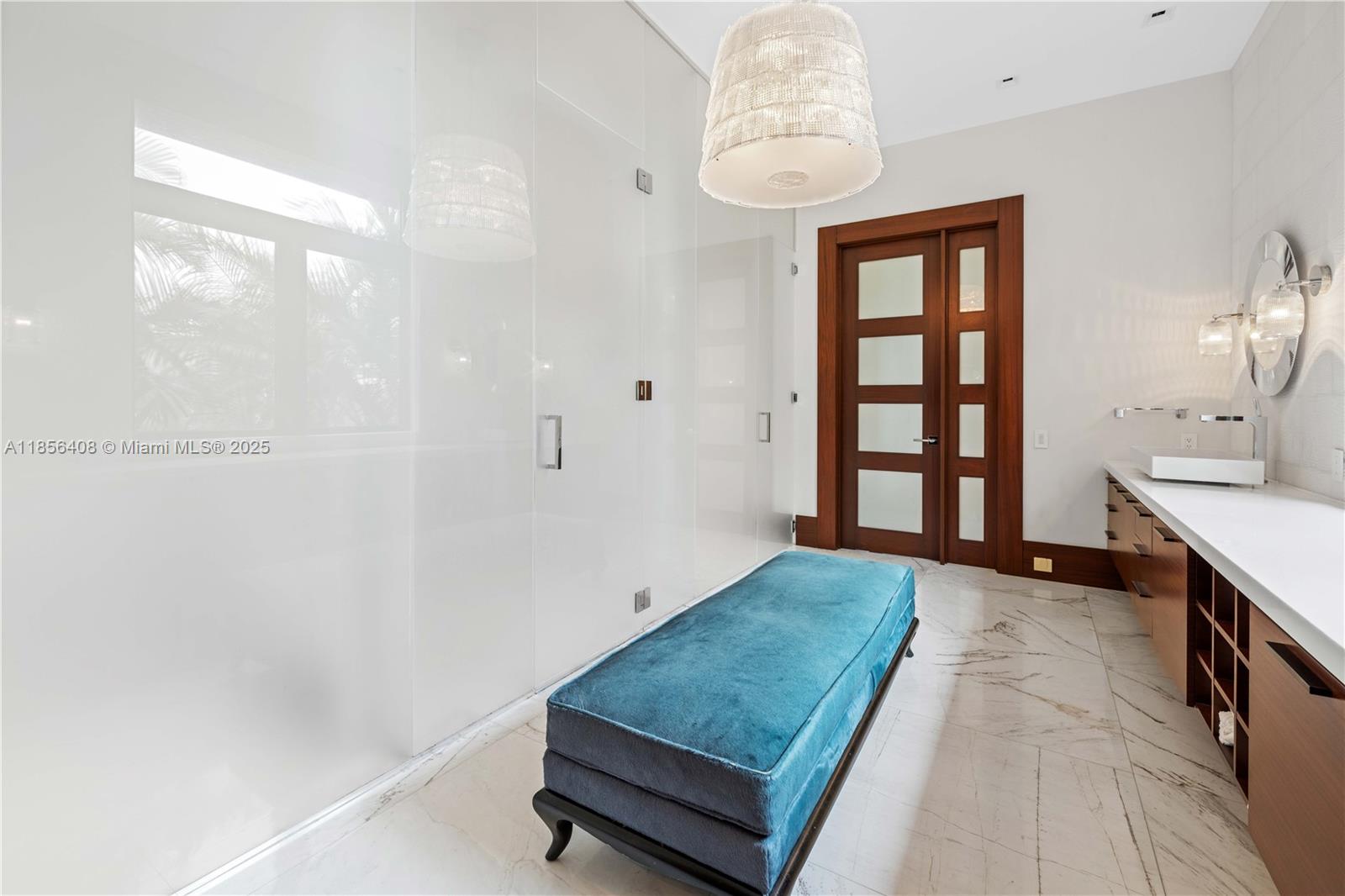 401 Arvida Pkwy #. Coral Gables, FL 33156 401 Arvida Pkwy #. Coral Gables, FL 33156