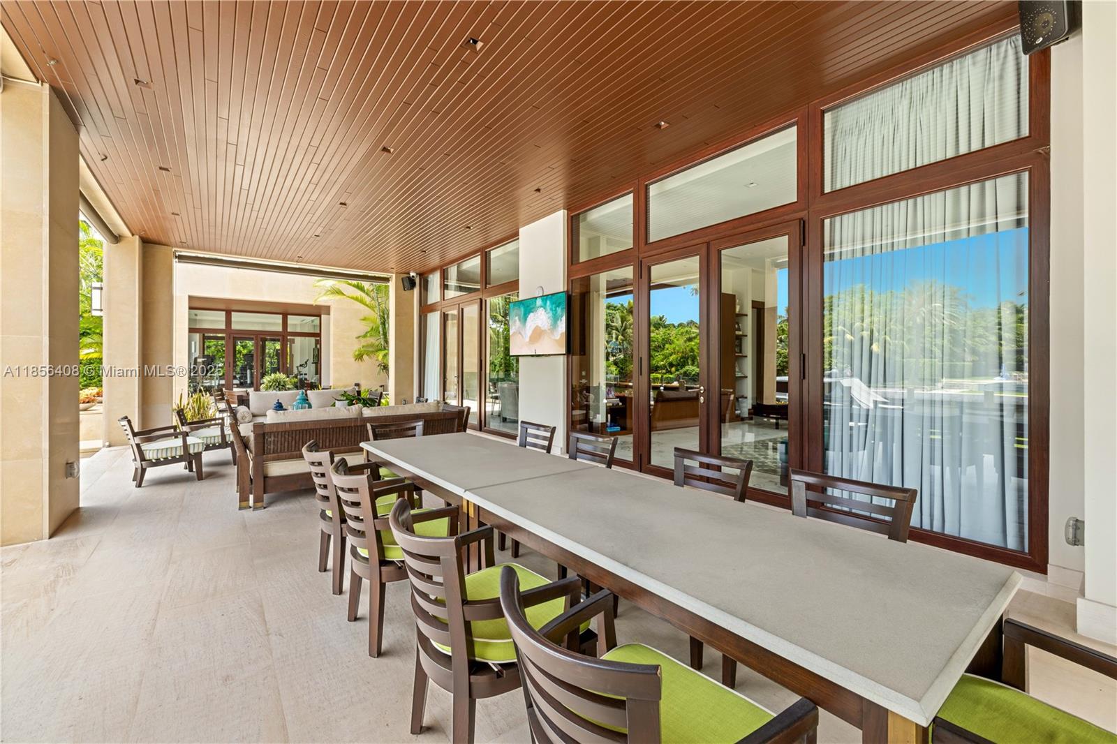 401 Arvida Pkwy #. Coral Gables, FL 33156 401 Arvida Pkwy #. Coral Gables, FL 33156