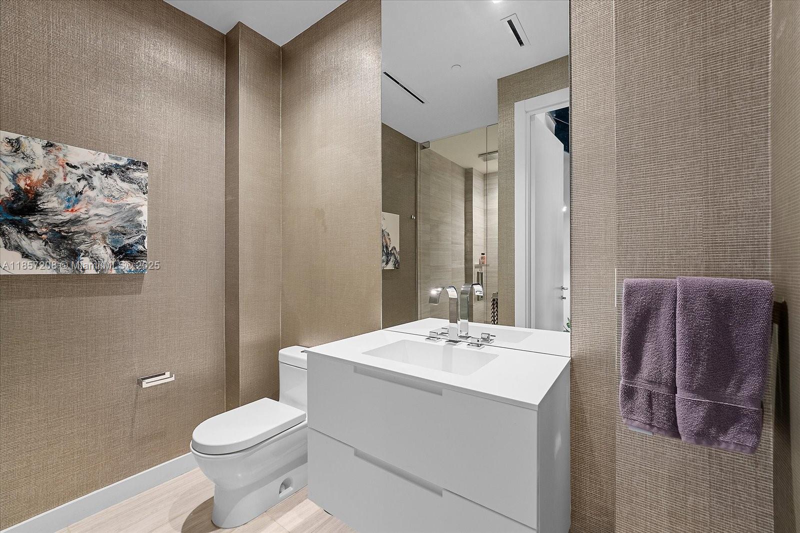 image Ritz Carlton Residences35