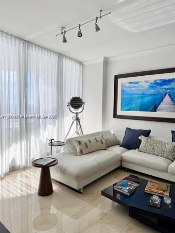 image Jade Ocean Condo9